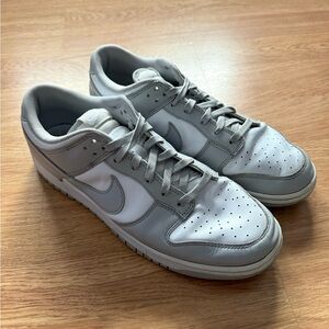 Nike Men’s Dunks sz 13